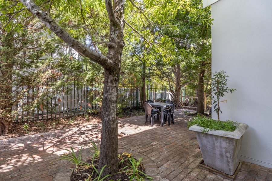 To Let 5 Bedroom Property for Rent in Franschhoek Western Cape